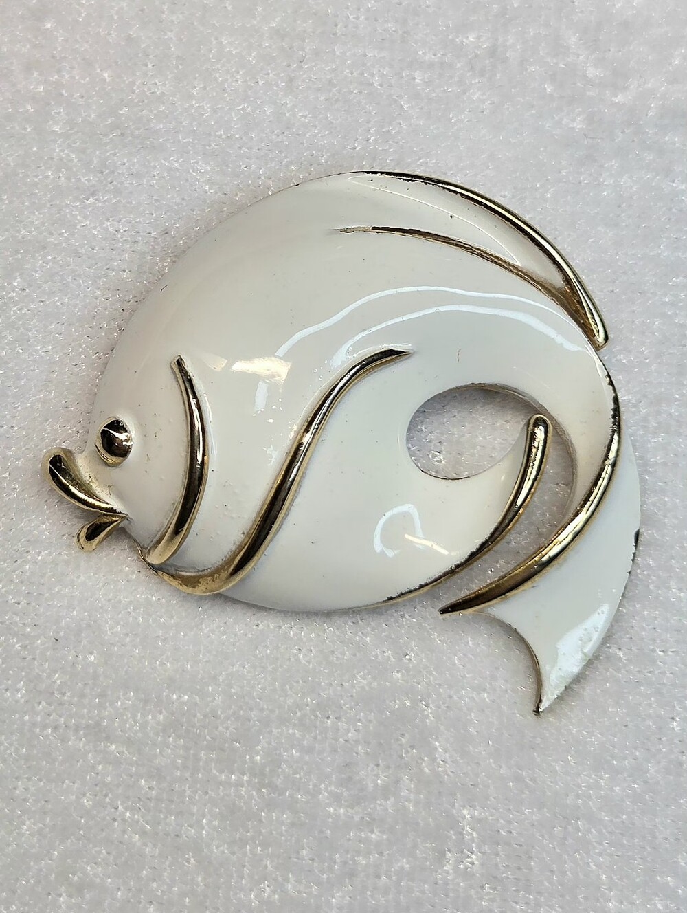 Vintage White Enamel and Gold-tone Fish Brooch / Pin